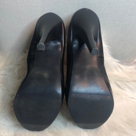 Madden Girl Round Toe Black Leather Pumps SZ 7 - Picture 5 of 5